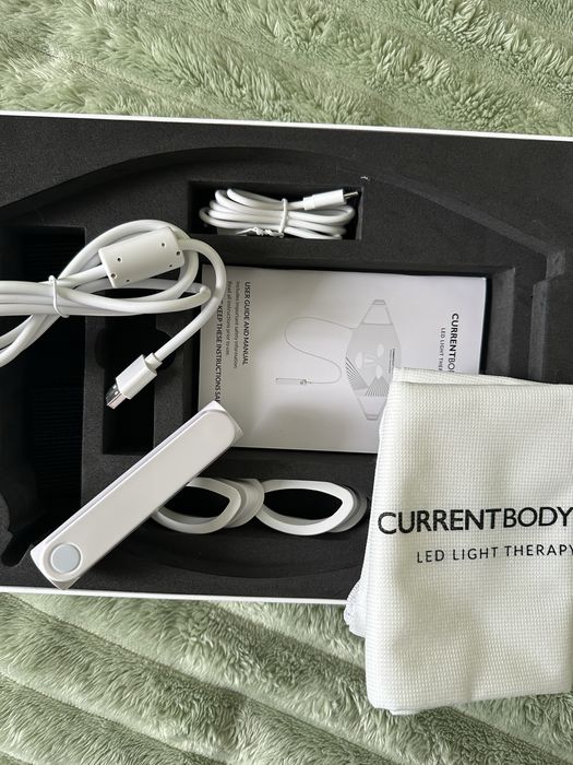 CurrentBody, 1 серія світлодіодна led маска для обличчя