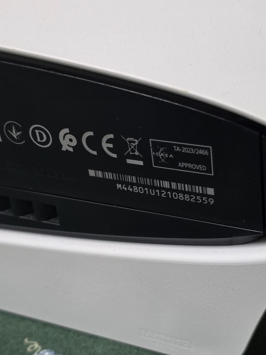 Playstation 5 slim versão disco 1tb