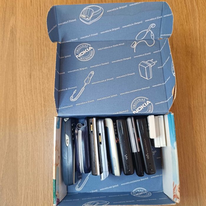 Stare telefony komórkowe Sony Ericsson, Nokia 3310