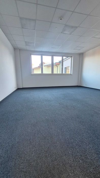 Biuro 35m2,nowy biurowiec vis a vis SKM SULEJÓWEK MIŁOSNA,parking