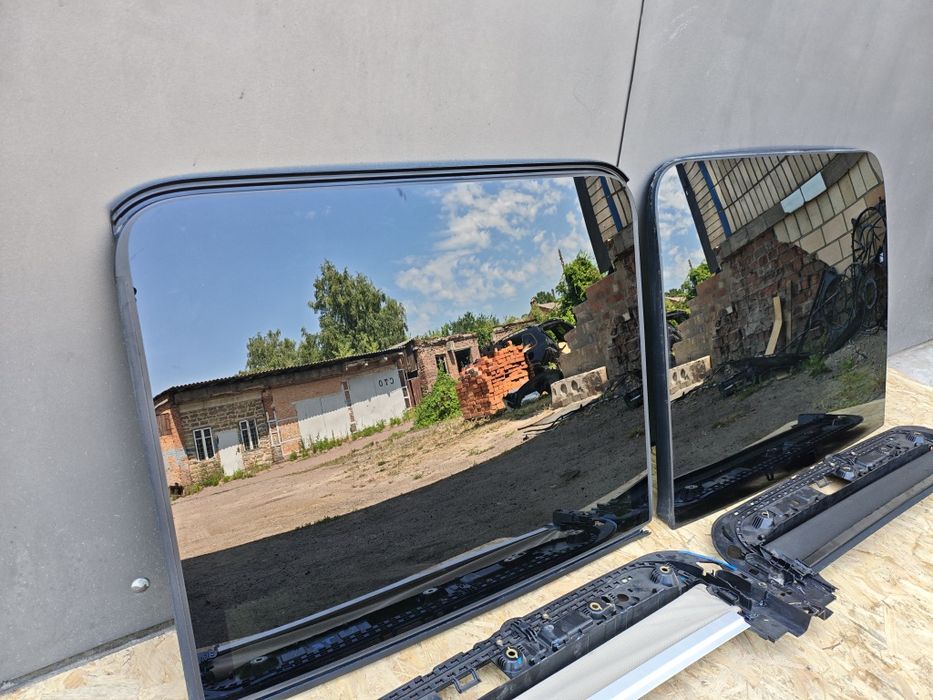 Стекло панорамы, шторка, скло Audi Q5 80A, Volkswagen Tiguan Allspacе