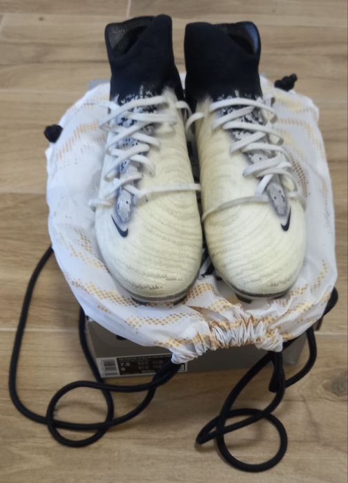 Jak nowe korki rozmiar 41 Nike Phantom Luna II Elite FG model FJ2572-100
