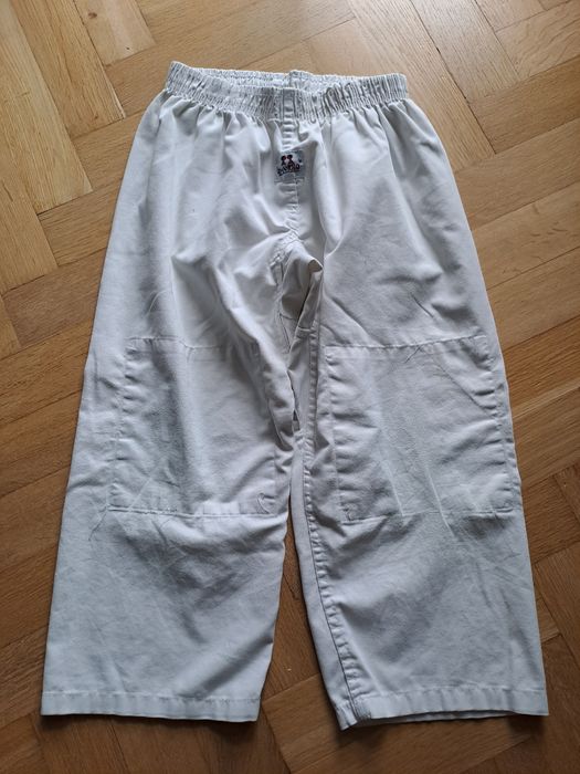 Spodnie judo / karate dla chłopca rozmiar 130cm (długość  całkowita spodni 69cm)