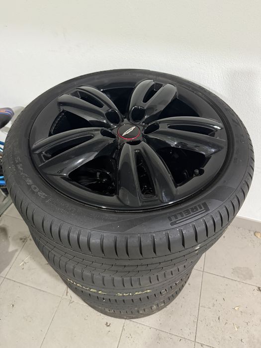 Mini John Cooper Works5298479833605836811