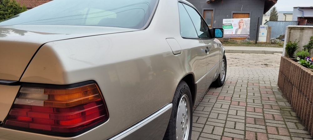 Mercedes W 124 CE 320