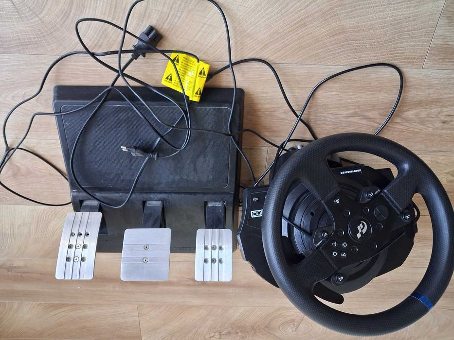 Kierownica Thrustmaster T300