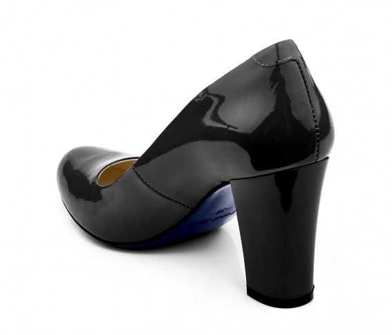 Черные туфли новые 38 размер Grand Style натуральная кожа лак каблук