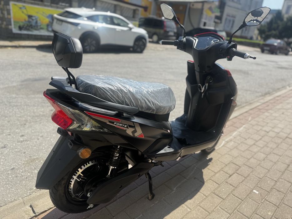 Електроскутер Forte Leon PRO 2500W Літій-іонний 72В/32Аг