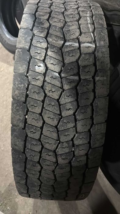 Шина 295/80 R22.5 скат резина вживана (ведуча вісь) БУ