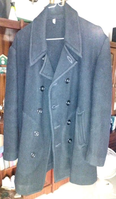Casaco grosso de marinheiro.