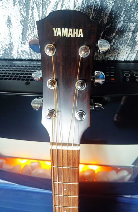 Gitara Elektro-Akustyczna Yamaha AC1R II TBS