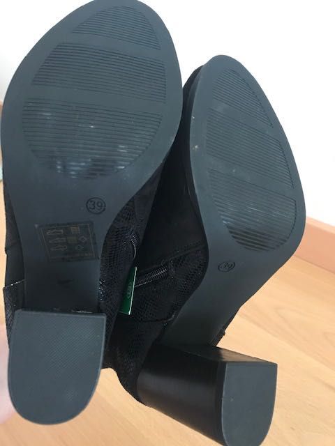 Botas Pretas NOVAS Nº 39