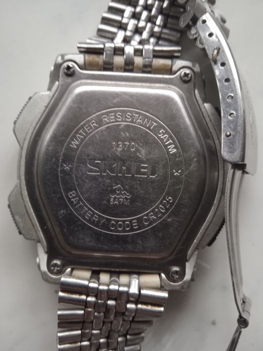 Часы Skmei на ходу