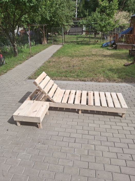 Sprzedam lezak ogrodowy