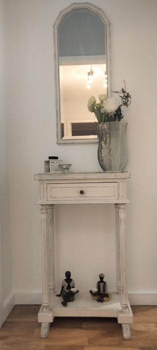 Vintage Table and Mirror64729488512130120