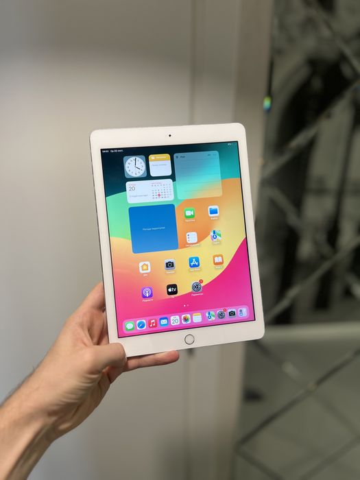 iPad 6th 128 gb Silver Wifi 9.7 2018 планшет з гарантією