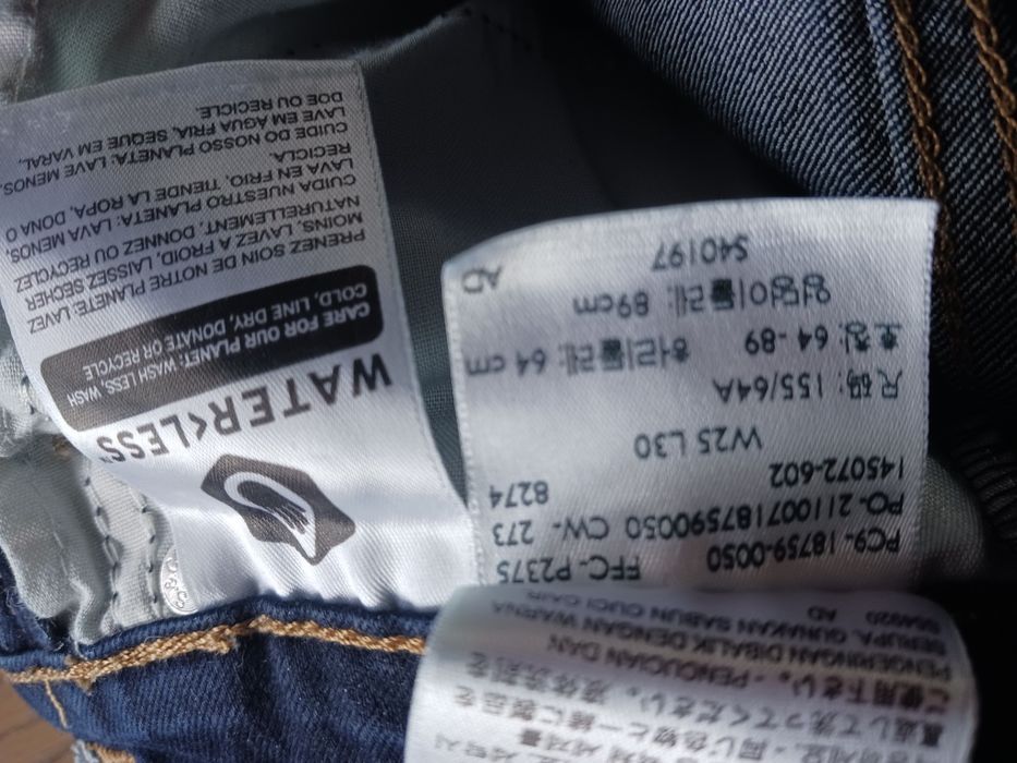 Jeansy levis nastolatka w25 L30