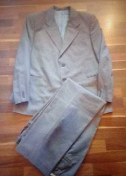 Новий костюм великого розміру батал