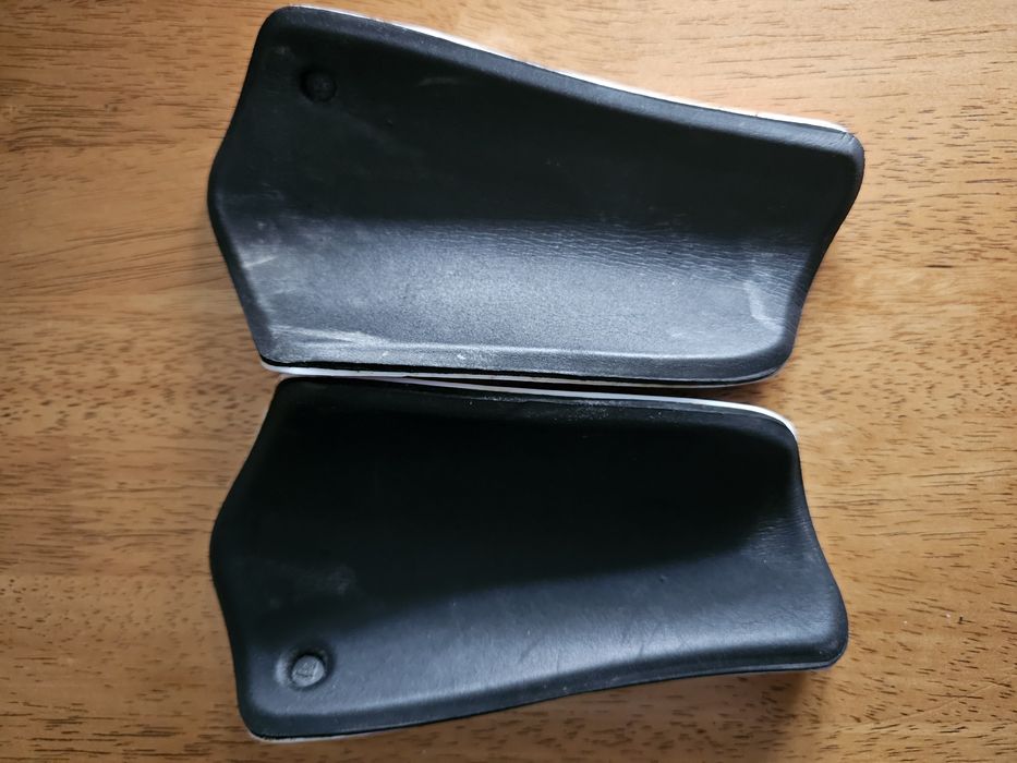 Caneleiras Uhlsport tamanho M