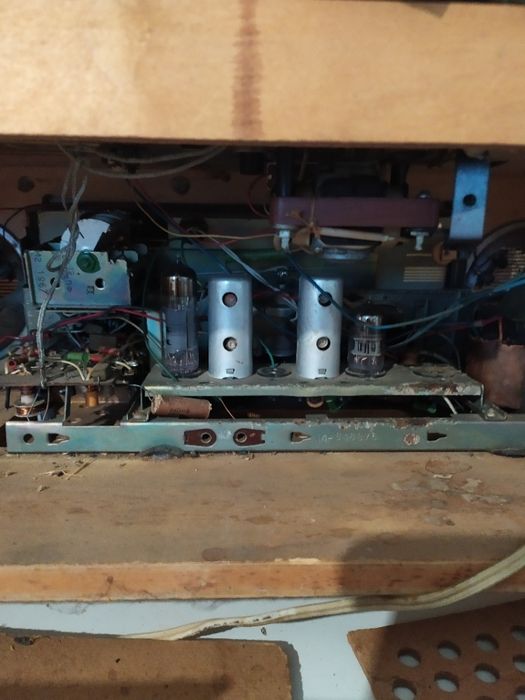 Лампова радіола Рекорд-66 | Ретро-класика | Вініловий програвач