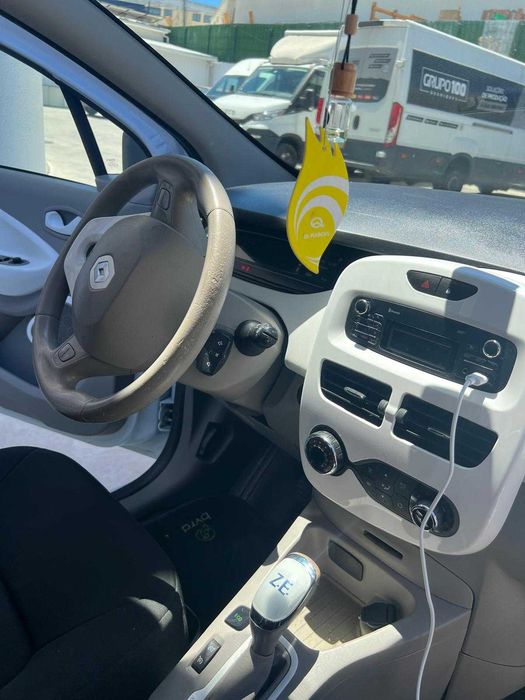 Renault ZOE R90 Life -iva dedutivel