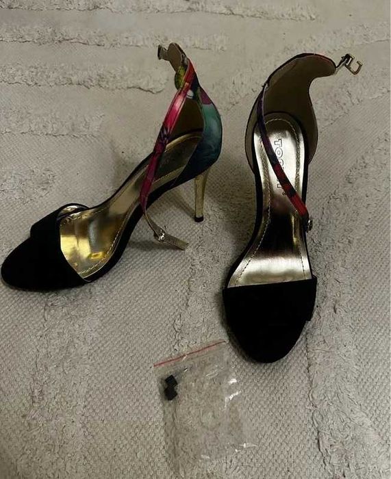 Buty na obcasie Toplay