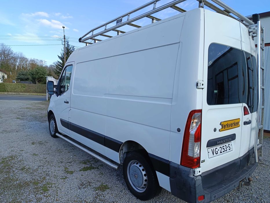Renault Master L2H2