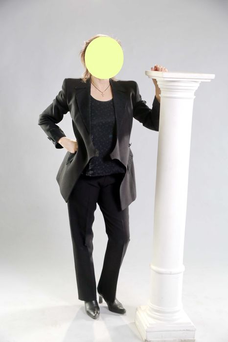 Костюм женский брючный