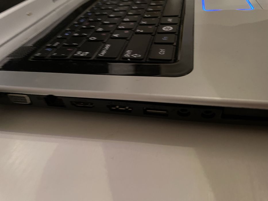 Ноутбук Samsung R518