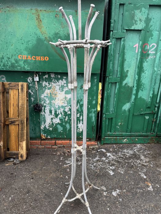 Вешалка напольная алюминиевая