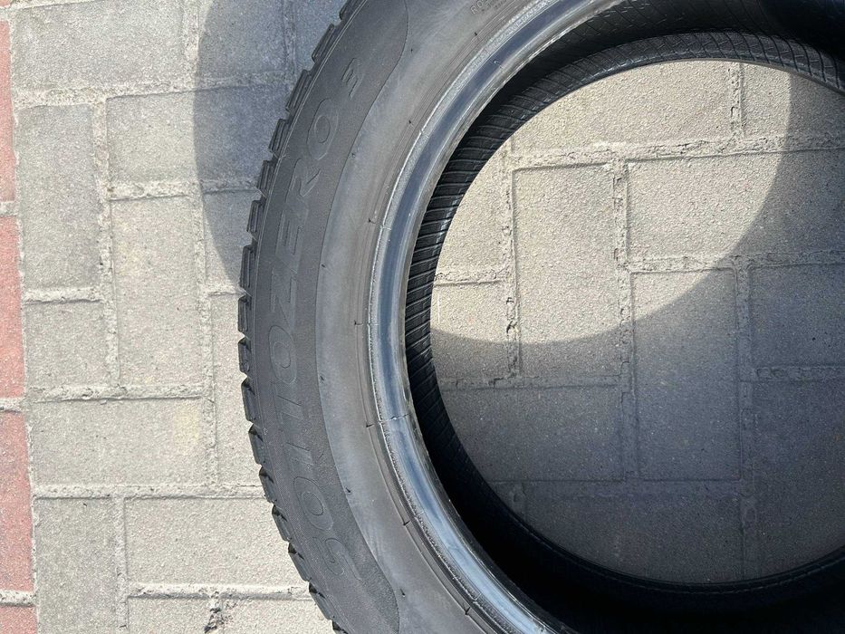 Шини 215/55 R17 94H Pirelli Rotation Winter Sottozero3