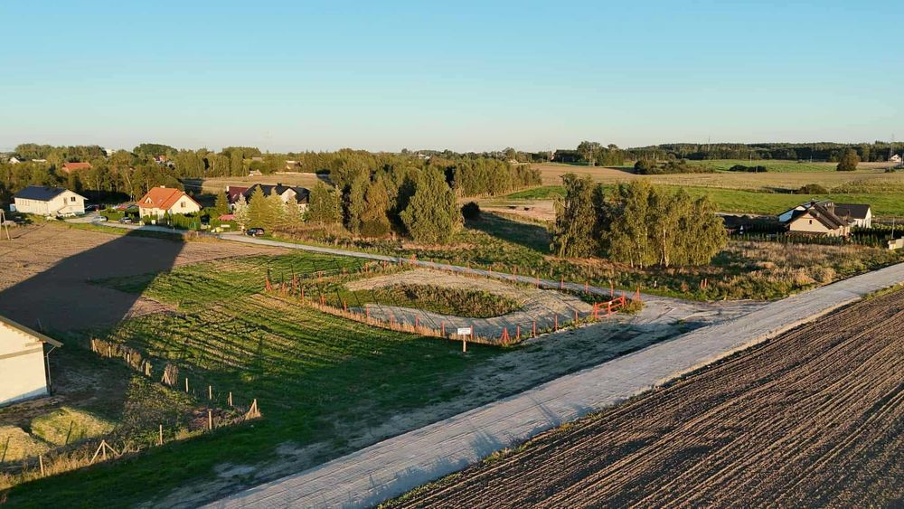 Idealna działka pod dom i nieuciążliwe usługi, ul. Jeżynowa