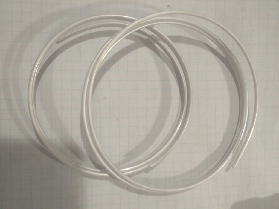 Серебряная проволока из серебра 925 пробы.