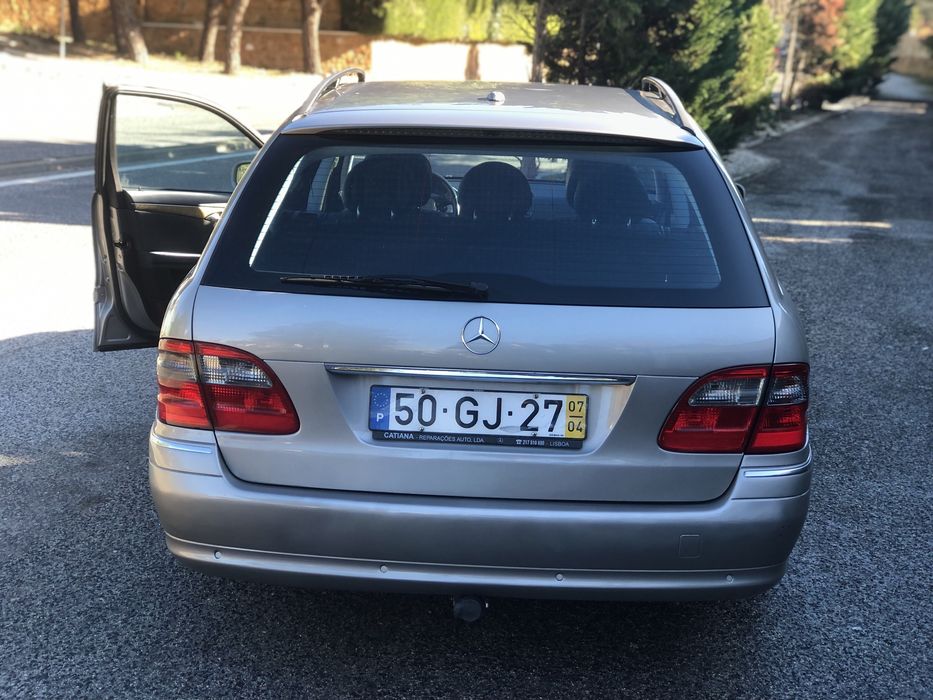 Mercedes benz E-CLASS T-Model