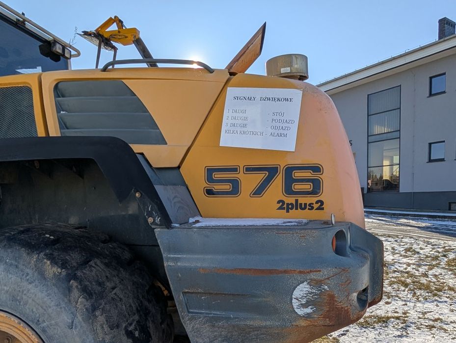 Навантажувач LIEBHERR L576 2+2