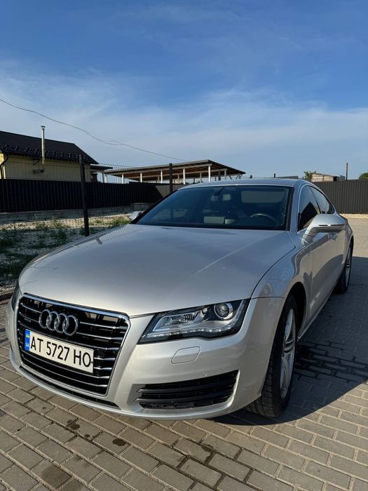 Продам Audi A7 3.0 бензин