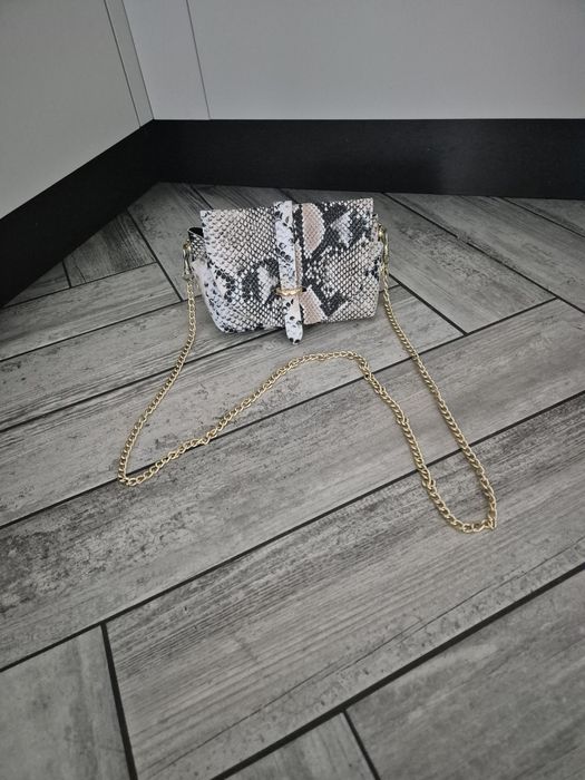 Mała torebka wzór zwierzęcy