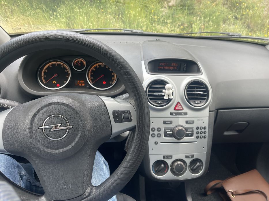 Opel Corsa D - Em otimo estado