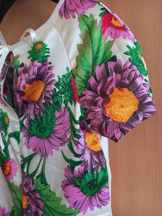 Nową sukienka roz.38