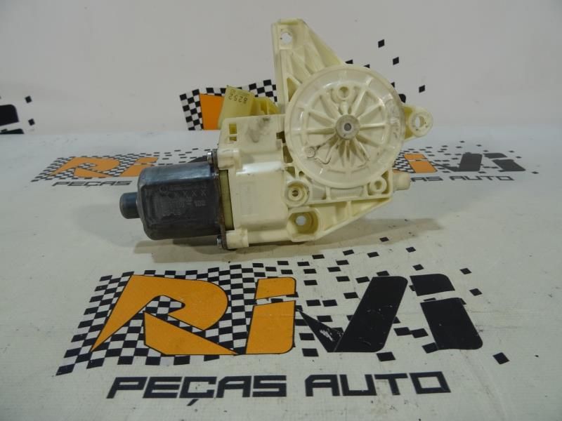 Motor vidro frente direito MERCEDES-BENZ Classe C (W204)