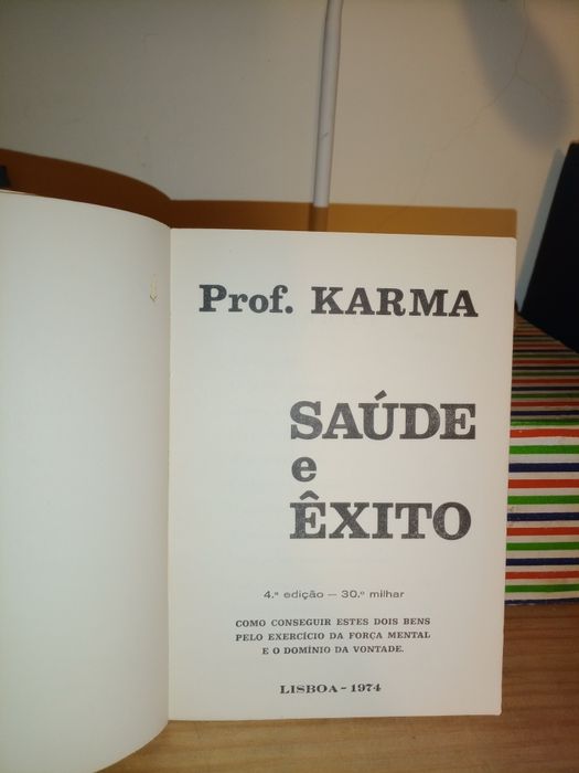 Vende-se vários livros antigos de 1957 a 1975