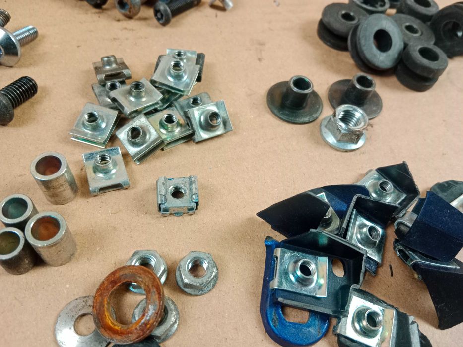 Yamaha MT-07 MT07 Tracer Śruby Śrubki 2018