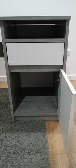 Secretária como nova