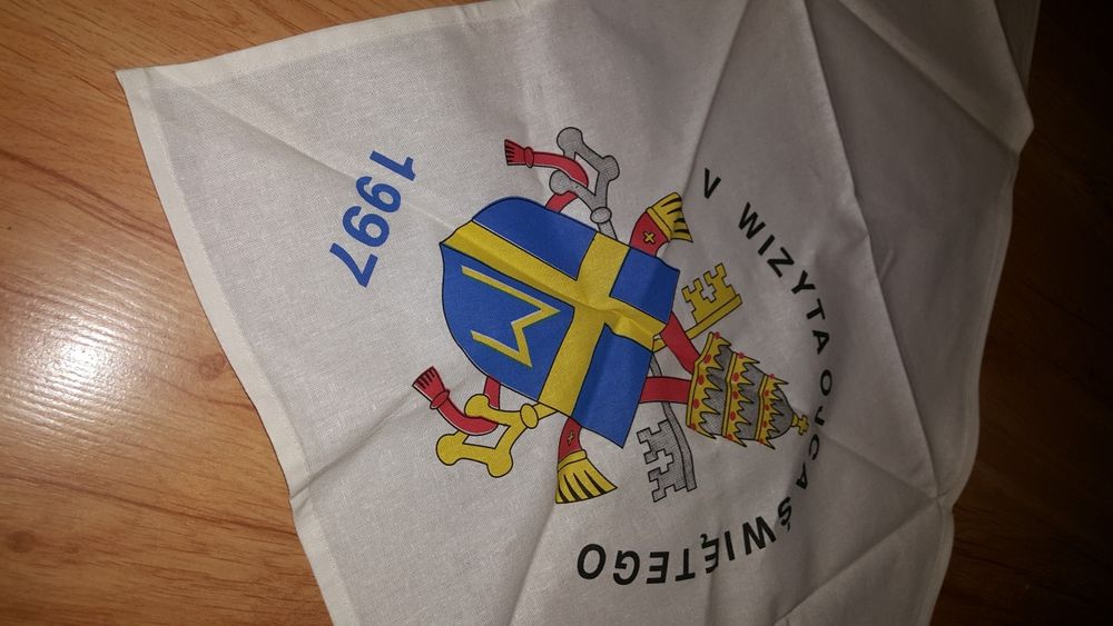 Stara chusta z wizyty Jana Pawła II w Polsce 1997