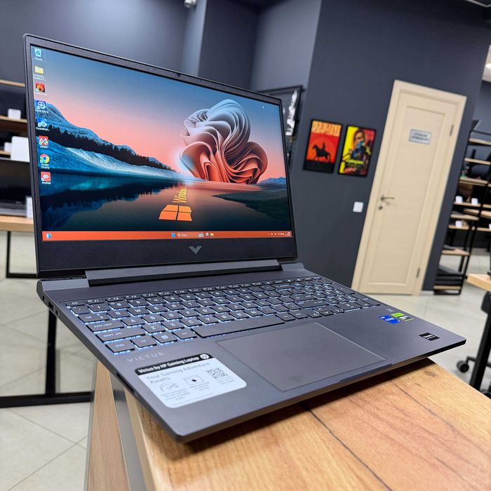 Iгровий HP Victus 15 [144 Гц] - i5 12450H/RTX 4050 6 GB/16 GB/512 NVME