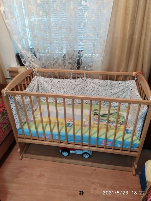 Продам дитячу колиску