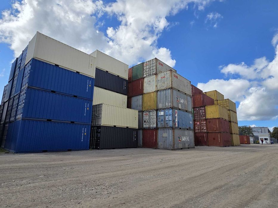 Wynajem kontenerów  / garaż / magazyn