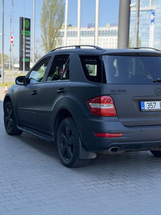 Mercedes-Bens Ml 500