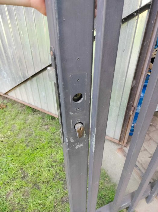 Brama przesuwna + przęsła ogrodzeniowe i furtka ocynkowane (20m)