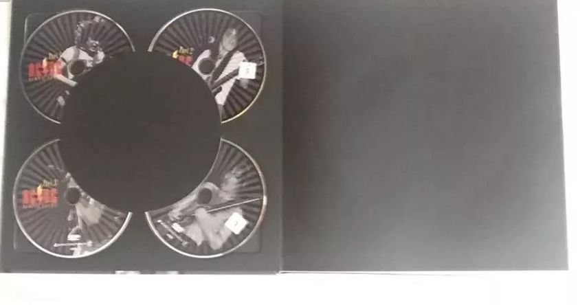 AC/DC: Dirty Deeds Hardcover com 4 DVD's